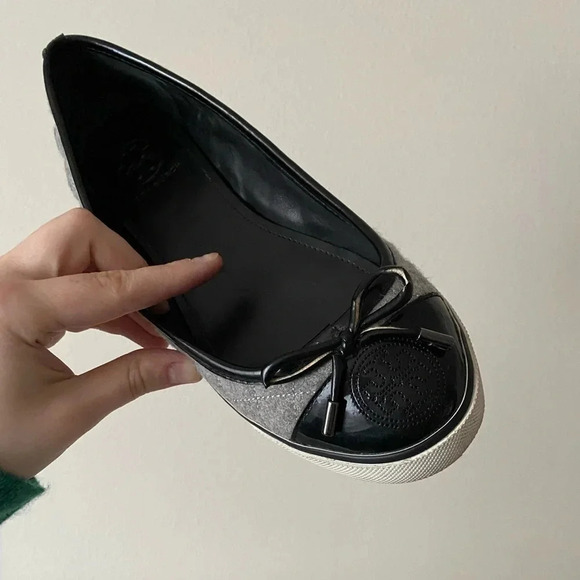 Tory Burch Skylar Slip-On Bow Ballet Grey Quilted Wool Patent Black Leather Shoe - Picture 5 of 9